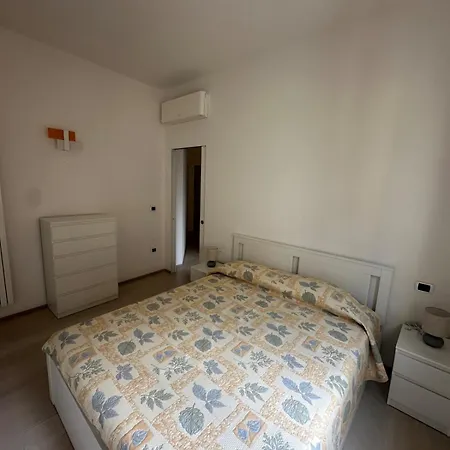 Stayq Elegante In Centro Apartman *