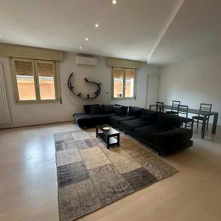 Apartman Stayq Elegante In Centro Castel San Pietro Terme